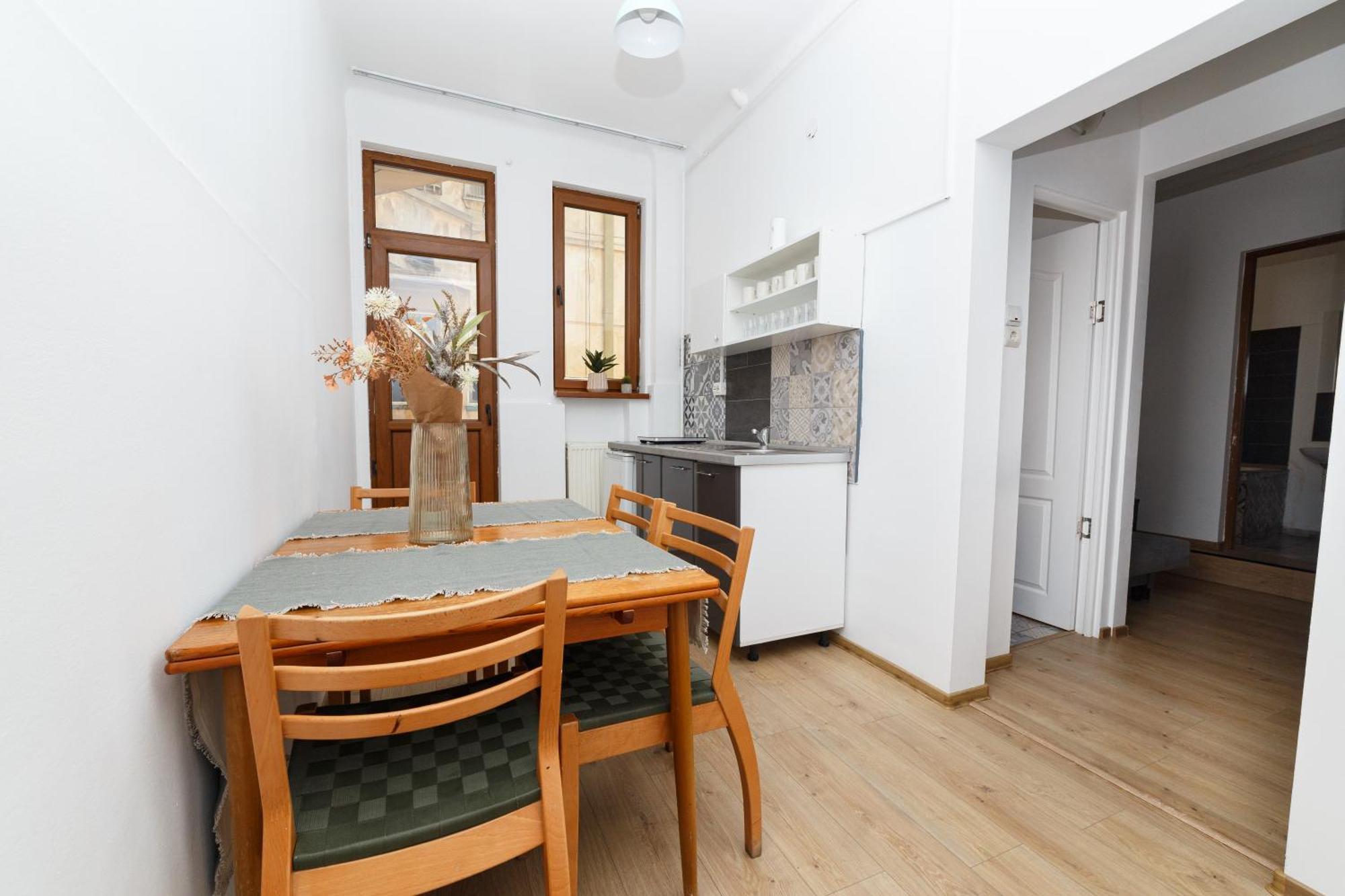 Color Apartments Franceza St Βουκουρέστι Εξωτερικό φωτογραφία