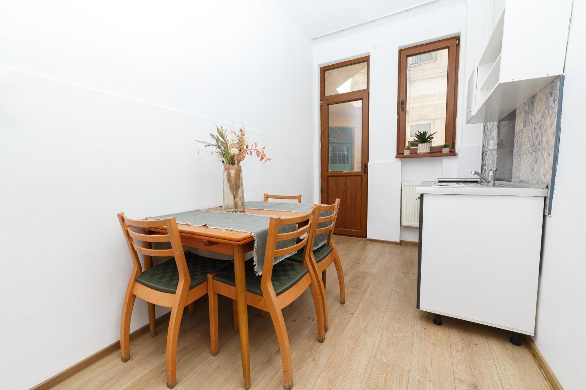 Color Apartments Franceza St Βουκουρέστι Εξωτερικό φωτογραφία